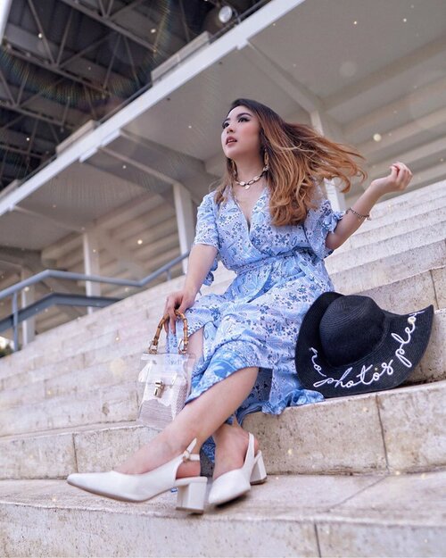 Life is not about who you once were. It’s about who you are now and who you have the potential to be. So, chin up! Happy weekend ♥️
—
Dress from @paulinakatarina 
Bag from @monobeach.id 
Heels from @shoes.miles —
#PriStyleDiaries
📸 @aawan.setiawan
.
.
.
.
.
.
.
.
.
. 
#whatiwore #womensfashion #summer #edgy #fashionistas #chic #parisienne #portrait #ootdinspiration #ootdbloggers #lotd #fashionblog #bloggerstyle #fashion #wiwt #styleinspo #instastyle #ootd #stylist #styleblogger #blogger #fashionblogger #fashionpeople #influencer #outfitoftheday #fashioninfluencer #style #outfit #clozetteid