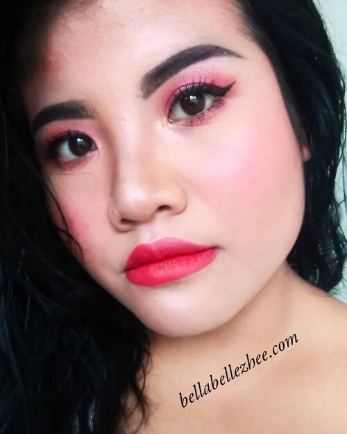 Necurel!
.
Hehehe. Tumbenann yak dandan natural begini. Kata eike sih ini neturel kali. Wkwkkw. Pake produk-produk dari @sk7_beautycare lho. Namanya #onetonemakeup penasaran gak seeehhh...
.
Kuy mampir ke www.bellabellezhee.com yakkk. 😘😘
.
Thank you @beautygoers dan @makeupuccino untuk kesempatannya.
.
#BeautygoersxSK7 #beautygoersxmakeupuccino #SK7Beautycare #BeautygoersID .
#Clozetteid #beauty #makeup #motd