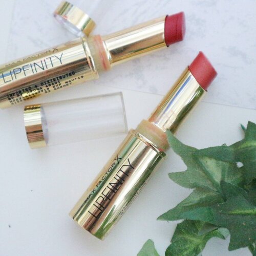 Karena satu ga pernah cukup... @maxfactorindonesia Lipfinity 💕
#clozetteid #lipstick #maxfactorindonesia #jakartabeautyblogger