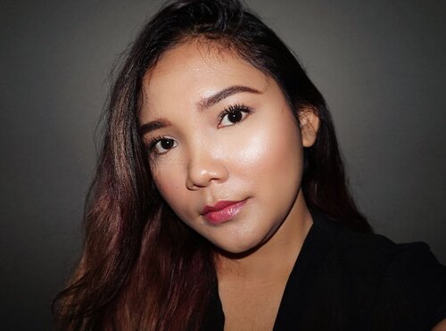 Me without false lashes .
.
.

#motd #makeup #lidyamakeup #mascara #thepowerofmascara #naturalmakeup #simplemakeup #makeupjunkie #beautyjunkie #clozetteid #beautyblogger #femalebeautyblogger