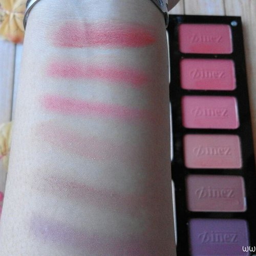warna blush-on yang cantik-cantik 😍 warna beragam. Blush-on @inezcosmetics LUXURY PACK memang pas banget buat melengkapi koleksi makeup kalian ! sebelum membeli baca dulu yuk review di postblog ku (bit.ly/INEZ4-devi) atau bisa langsung kunjungi di (www.depruttt.com)
.
.
cc : @beautiesquad
 #Beautiesquad #InezCosmetics #BeautiesquadxInez
#clozetteid
#beautybloggerid