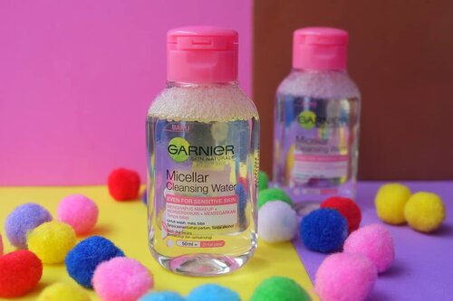 Ngga mandi sepulang kerja balik ke pilihan masing2 sih....tapi ya bersihin muka tuh hukumnya wajib banget! Gaboleh diskip.
.
Di blog udah tayang review @garnierindonesia versi mini yg asik banget buat dibawa ke mana-mana. .
Clickable linknya di bio yaah❤️
.
.
http://bit.ly/MiniGarnierMW
.
.
Btw ada yg pake juga gaa?
.
.
.
#garniermicellarwater #1langkahbersih #micellarwater #garnier #imusyrifahdotcom #ifabeautystory #bloggerperempuan #skincare #ggrep #clozetteid