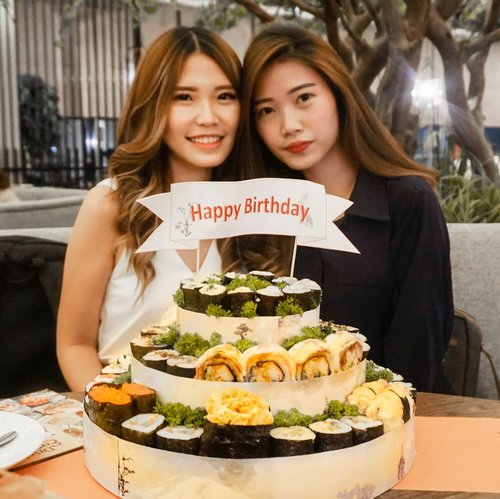 Eventually made it to your big day. To more years together until being 👵👵 HEHE Happy belated birthday bessist. Love you as ever (as much as our unending fight and love) and more than how much we love sushi for life. 🍣🍙❤ from @tabemasu_sushi Luv! #kersreview