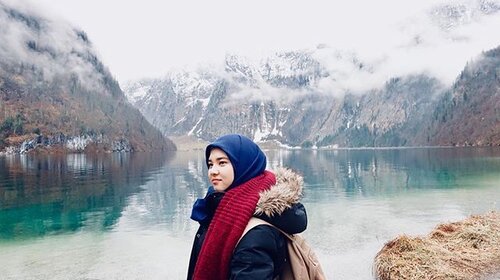 Kurang bandrek sama cangcimen 😭
.
.
.
.
.
#tb #tgif #bayern #königssee #letsescape #travelgram #travel #igers #clozetteid #bandrek #bakso #indomie #duh #2k18 #travel #visitgermany #nothingisordinary #but #itsordinary #somewhereovertherainbow