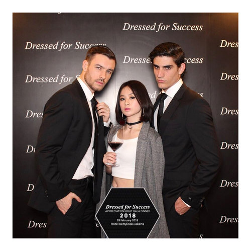 Last night at @hugo_official event Congratulation Hugo Boss for the new for the new parfume..Yesterday was amazing Thank you for inviting me#hugoboss #parfume #hugo #potd #beautyevent #clozetteid #blogger #style