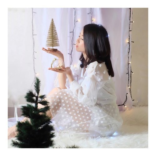 Christmas oh Christmas!!! Let’s have a great Christmas Silvia... 😘😘😘 Love the picture @yello.belloo 😘😘
Inspired by @jessica.syj At One More Christmas Music Video

#셀스타그램 #팔로우 #오오티디 #패션 #데일리 #일상 #데일리 #whatiwore #tampilcantik #lookbook #ootd #ootdindo #ootdmagazine #exploretocreate #clozetteid #lookbookindonesia #style
