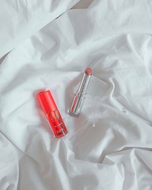 Morning
Yuk yang suka ama warna bibir yang peach, look plumpy and moist harus banget ikutin cara ini ya

Lip Water Stain @clarinsid #Orange
Rouge Unlimited Supreme Matte #shuuemuraid #shuuemura 

And aku juga bagi cara merawat lipstick 😀😀😀
Semoga berguna...

#beautybloggerindonesia
#simplemakeup
#indobeautygram
#instamakeup
#colorpalettes
#cosmeticslovers
#lipstick💄
#clozetteid #glitz