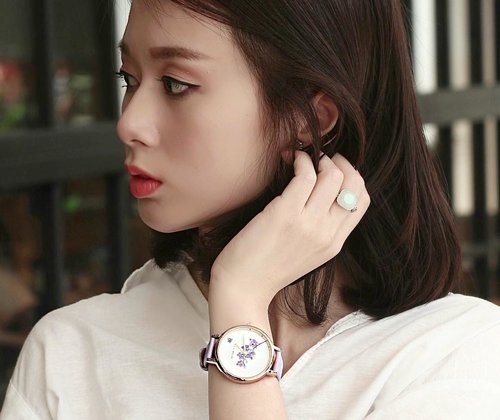 My outfit will be perfect if i choose the perfect watches
.
Light Purple watches? I love it so much... So, say HI to my new girly watch @wishwatch.id @watchstudioindonesia
.
.
For Beauty People out there, kalian bisa visit there webiste www.wishwatch.com dan use this code " WISH/SILVIA"  to get 15% disc untuk #WishKeyCollection . I hope you can find your own watch.
.
.
#hicharis #clozetteid #beautybloggers #koreanmakeup #watches #wishkey