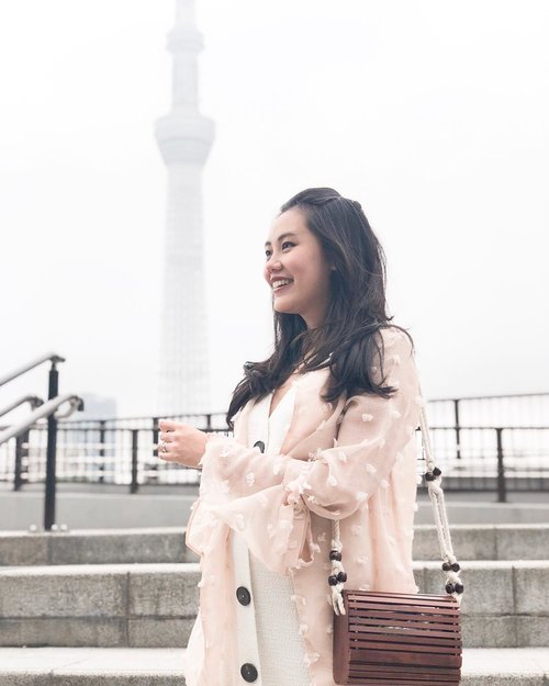 Cotton candy on my dress under cloudy Tokyo skies. Notice the #bump yet?
.
.
Btw, the World Cup has been full of surprises! Who’s rooting for 🇪🇸 tonight?

#18weekspregnant #clozetteid #ootd #ootdindonesia #femmetravel #lookbooklookbook #stylediary #ootdasian #detailsoftheday #thetravellingpreggo #wheninjapan