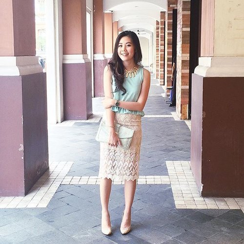 Taking out my glitter gold skirt for an afternoon glam. #clozetteid #cotw #glitterandglam #ootd #wiwt
