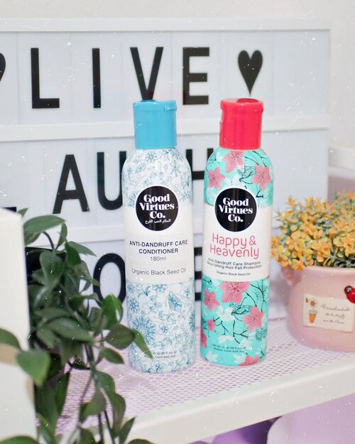 There is just something about starting your day with something luxurious like a bath 🧖🏼‍♀️ Been so in love with @goodvirtues.co.id GVC Anti-Dandruff Care Shampoo with Nourishing Hair Fall Protection and GVC Anti-Dandruff Care Conditioner.  Selain produknya yang halal, produk ini juga mengandung minyak organik habatussauda, bebas dari Minyak Mineral, SLES, ALES, Parabens, pewarna sintetis, dan tidak diuji pada hewan. Cocok banget buat rambut yang lepek kaya rambut aku 😍 Wanginya enak dan kulit kepala langsung fresh setelah memakai haircare dari @goodvirtues.co.id .Fyi, Good Virtues akan hadir di HijrahFest 2019 berlangsung pada tanggal 24-26 Mei 2019 di JCC. Jangan sampai kelewatan yaa guys! karena bakalan ada banyak sekali promo menarik salah satunya promo Buy 2 Get 1 Free. 😍 .Kamu juga bisa beli produknya Good Virtues di official website mereka yaitu www.goodvirtues.co.id, E-commerce seperti Shopee, Tokopedia, Blibli, iLotte, dan offline store di Guardian dan AEON Store. ☺️ @goodvirtues.co.id @beautyjournal #goodvirtuesco #goodvirtuescoindonesia #beautyjournalsociolla #clozetteid