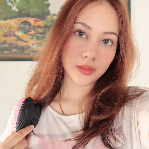 Life is too short to have boring hair 🤷🏼‍♀️😋
My new review about Beautylabo Hair Color is already up on my blog 👉🏻windanasari.com or Simply just tap link on my profile! Thank you💖
.
.
.
#beautylaboxkbj #beautylaboxkawaiibeautyjapan #KBJxBeautylabo #beautynesiamember #clozetteid