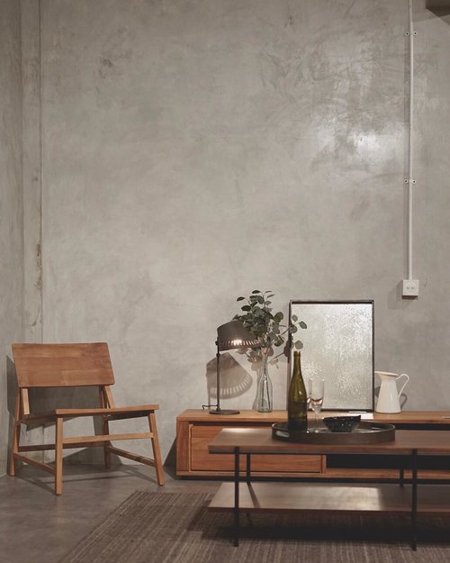 major love of minimalist home living 🚪