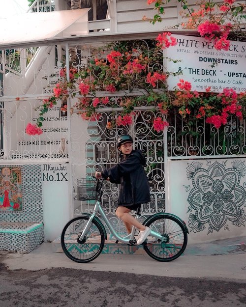nungguin oppa lewat•#clozetteid #clozette #cycling #bicycle #truebeauty #webtoon #teamsuho #teamseojun #influencer #influencerbali #beauty #fashion #lifestyle #blogger #healthy #indotravelvidgram #ootd #welovebali #wonderfulindonesia #ootdtraveling #ootdmagazine #instatravel #travel #photography #photooftheday #likeforlikes