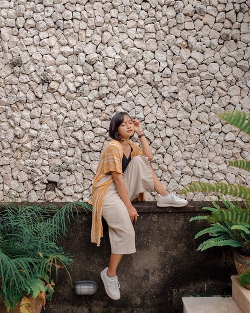 🌼🌼🌼
📷 @arizonandy 
•
#bali #indonesia #ootd #lookbook #style #fashion #ootdasian #ootdindo #ootdindokece #lookbookindonesia #influencer #endorsebali #influencerbali #contentcreator #blogger #fashionstyle #instagood #photoshoot #photography  #clozetteid #clozette #penthouse #sweethome