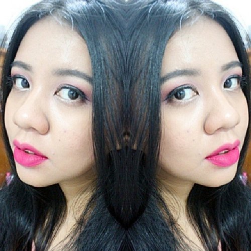 help me! I can't stop adore and loving the lipstick that I wore, duh! what kind of lipstick? wait for my review, kekekeke... 💄💄💋💋 #blogger #beautyblogger #lipstckjunkie #lipstick #mindblowing #pinklipstick #bourjois #vegas_nay #clozetteID #clozettedaily