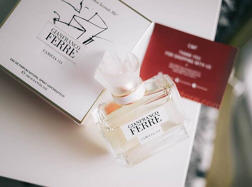 Currently addict to this perfume by @cnf_perfumery , this Camicia 113 is suit for you who love doing outdoor activity  and it's suit me very well! 🤸‍♀️🤹‍♀️🏋️‍♀️#cnfperfumery #clozetteid #giftideas