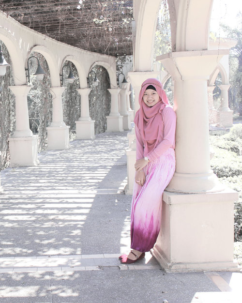 #pink #hijab #ClozetteID #ColorfulHijab