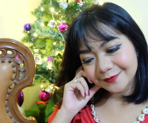.
#sephoraidnbeautyinfluencerchristmascollab .
"Beauty is when you can appreciate yourself. When you love yourself, that's when you're most beautiful."
.
-Zoe Kravitz-
.
.
#SephoraIDNBeautyInfluencer #beautyblogger #sephorabeauty #sephoraindonesia #sephoraidn #Sephora #sephorafavorites #sephorabeautycommunity #sephorabeautywishes #beautyjunkie #katvond #sephorabeautyinfluencer
#makeup #clozette #clozetteid
