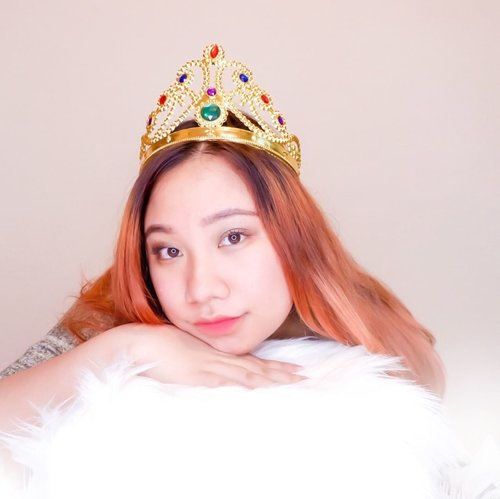 Re·gi·na/rəˈjēnə/(in the UK) the reigning queen (used following a name or in the titles of lawsuits, e.g., Regina v. Jones, the Crown versus Jones)....#reginapitcom#bvlogger #bvloggerid #indobeauautygram#Clozetteid #bloggermafia #sbybeautyblogger #beautiesquad #indovidgram #indovlogger #batak #bataknese #beautybloggerindonesia