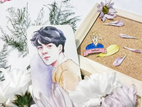 He isn't my first bias but I can say he is my ultimate bias. He's @oohsehun Maknae of Korean Boyband called EXO @weareone.exo. He just 9 days older than me, lucky me I still call him oppa(?)😅.The photocard made by Ka Dinan @abusedmember, a very talented artist and Love her piece so much. I mean like they're not just ordinary watercolor painting but there's feeling in every piece😍 And the enamel pin by @omo.pin i got a set of EXO enamel pin and they look so cute and real, love it😍....#clozetteid #ggrep #exo #엑소 #sehun #ohsehun #오세훈 #세훈 #weareone #sehunexo #exosehun #photocard #sehunphotocard #sehunpin #sehunenamelpin #watercolorphotocard #exogoods #fansitegoodies #블로거 #얼짱  #라이프 #스타일 #블로거 #ライフスタイルブロガー #ブロガー #かわいい #旅行 #旅行ブロガー#여행 #여행자 #여행스타그램