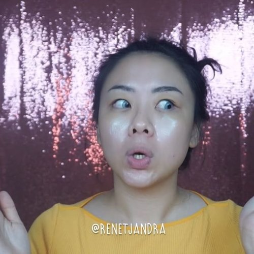Ariana or Arene??? 😂😂😂
I achieved this gold greenish look using @absolutenewyork_id ICON Eye palette
The range color are amazing, the pigmentation incredibly good and it blends pretty awsome! Going to make more n more tuts with this palette for sure!
.
.

@indobeautygram @beautynesiamember
#indobeautygram #indobeautyvlogger #indonesianvloggers #indobeautyinfluencer #instabeauty #beautylover #beautyaddict #beautyjunkie #beautyvlogger #beautyinfluencer #beautynesiamember #clozetteid #makeupinfluencer #endorsement #dailygirlsfeed #universomakeup #wakeupandmakeup #makeuptutorialsx0x #universodamaquiagem_oficial #undiscovered_muas #bretmansvanity #featured_my_makeup_art #makeupjunkie #makeuplover #makeupenthusiast #beautyenthusiast  #wakeupandmakeup #makeupartistworldwide #instamakeup #instadaily 
#glamvids