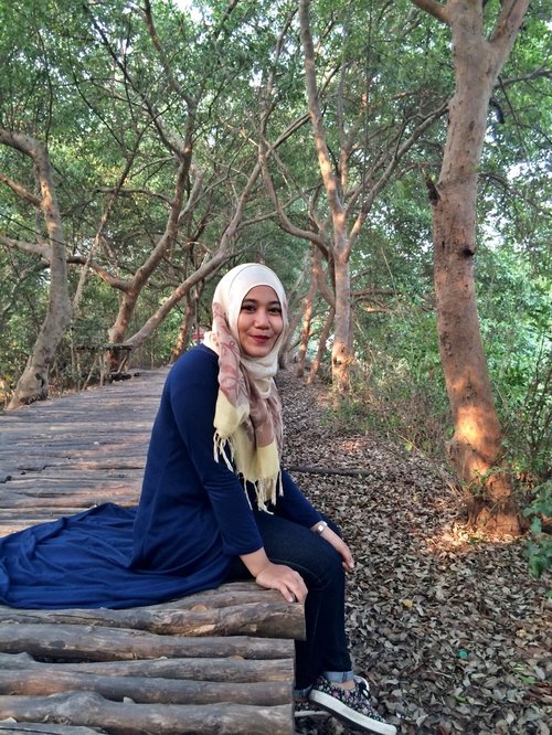 My latepost photo at Mangrove Forest PIK, so lively fresh and nature😊😊😊bring me back there at comfy place with my bf 🌳💐🍃🌿🎀💚