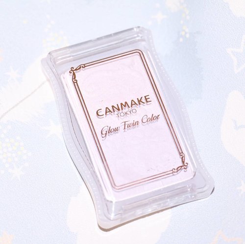 Canmake Glow Twin Color ..Canmake is a pretty well-known and popular Japanese brand that specializes in. They're quite popular amongst teens in Japan for its affordable price and cute packaging.#canmake #clozetteid #japanbeautyproduct