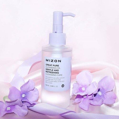 Mizon Great Pure Cleansing Oil ( from @elsyoungid ) does get rid of regular and waterproof makeup.Overall, I am very impressed with this cleanser. I do think that it suits all skin types, even oily ones because it doesn't strip off the natural oils off of your face and it deep cleanses your skin. #clozetteid #mizon #koreabrand