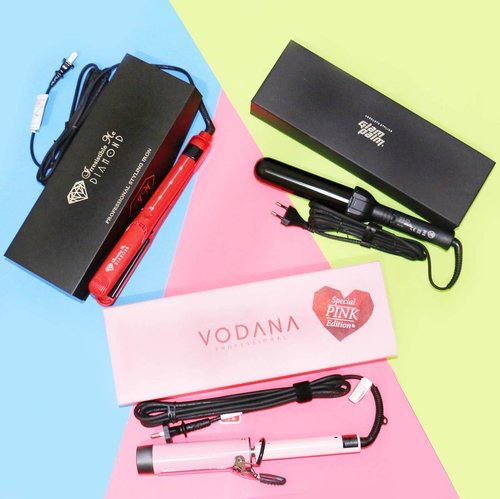 August hair styling toolsReview will update soon on my blog 🔹Amazing Diamond flat iron from  @irresitibleme_hair🔸Vodana Glam wave Curling Iron 40mm from @charis_official🔹Glam Plam Curling Iron from  @glampalmindo Which one is your fav? 💖#clozetteid #hairtools