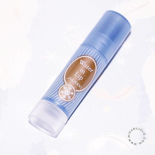 Isn’t this a beautiful lip balm? I bought Shiseido Water in Lip Balm while visiting Hokkaido, Japan. I think SHISEIDO release a Water in Lip Balm in Hokkaido Winter edition because apparently winter here is so harsh they think they need a special product.#lipbalm #shiseido #japan #clozetteid