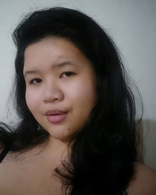 I have survived 2 decades sans eyebrow, why can't I now?A couple years back, if you ask me, my beauty regime only consist of face wash and SPF. But today, I have a meticulous steps of cleansing my face, toning, moisturise, and treatment. It is only fair now that I wear makeup on daily basis and not to forget our corrupted environment. But the cleansing is the most important step, throughly #doublecleanse your skin to really prepare your skin receive all the treatment coming next. This will ensure that the next treatment you use will absorb properly, not thwarted by any residue from the dirt, sebums, or makeup. #ClozetteID #MyBeautyGuide #CantikUntukSemua