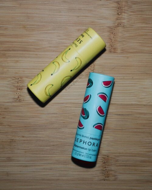 Holiday's over. Going back to business with these zuper kyut novelty #lipbalm from @sephoraidn

Lesson learnt: do not wander around pointlessly at any mall. Something bound to happen.
#DinsVanityDesk at #Sephora
.
.
.
.
.
.
.
.
.
.
#BeautyJunkie #ClozetteID #Beauty  #BeautyGram #InstaBeauty #BeautyProducts #SonyForHer #ipreview @preview.app #aColorStory