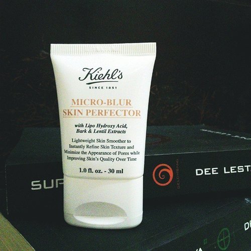 Kiehl's Micro-Blur Skin Perfector
What it claims:
"Lightweight skin smoother to instantly refine skin texture and minimize the appearance of pores while improving skin's quality over time"
Does it live up to the claim?
#kiehls #kiehlsid #clozetteid #beautyreview