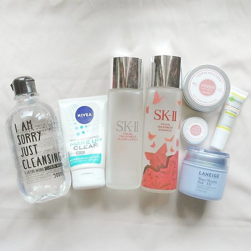 Nowadays, my skin is acting up by being dehydrated and dull. Here are the weapons I use to fight the problems in the night: 🔥I double cleanse my face using I Am Sorry Just Cleansing Cleansing Water from B-Lab (this is a cheaper alternative for Bioderma, though it's not odorless, it has coconut scent) and Nivea White Oil Control Make Up Clear Foam Mud, to make sure I get rid of oil, dirt, and pollution from my skin. 🔥I use SK-II Facial Treatment Clear Lotion using a cotton pad. My friend Tara recommend me to try double toning method by combining exfoliating toner & hydrating toner, but I didn't know much about it but I consider doing it in the future, since my skin is dull nowadays. *Eye-ing Pixi Glow Tonic here 👀* 🔥I pour SK-II Facial Treatment Essence to my palms and gently tap it on my face, under eye area, and neck. It helps another skincare to absorbs quicker and not sticky. 🔥As for serum, I use Garnier Light Complete White Speed Serum Essence. The texture is runny gel and absorbs quickly. It works to make my skin brighter, but actually I prefer oil-based serum since my skin is dehydrated now, like I feel it's oily but skin is flaking. Sad 😞 🔥To compliment the not-so-moisturizing-serum, I use Gulaco 100% Unrefined Shea Butter as night cream. I just rub a pea-sized amount on my palms until it melts and just pat on my skin, under eye, and neck. And don't forget to apply some on the lips. This baby helps my skin glows in the morning and it didn't feel heavy at all, plus it didn't clog my pores. 🔥When I wanna feel fresh and hydrated rightaway, I put a thin layer of Laneige Water Sleeping Pack_EX. It helps me sleep better  because of the relaxing scent. 🔥Lastly, I use Gulaco Sumo Body Butter in Perfect Happiness. I like it because it smells heavenly and didn't feel heavy or sticky like other body butter, although it contains 40% shea butter.I know that skincare alone won't help me, so I started to live healthier life by drinking more water, exercise, and choose healthier food whenever possibleHey @tarradhes @diralyza @chikipriit, share your skincare routine, I'm curious 😘#TFCShareTheBowl#ClozetteID