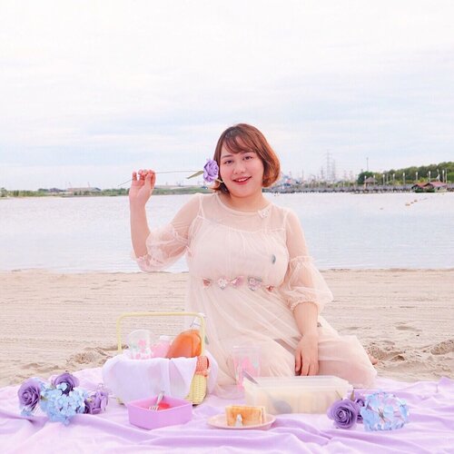 Birthday picnic 🌸✨#BirthdayGirl #25#BodyPlusIcel