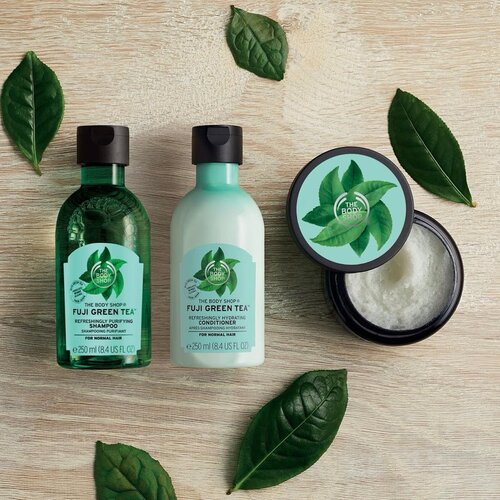 Finally, @thebodyshopindo Fuji Green Tea Hair Scrub & Conditioner is up! ✨And I really love this range 🌱💚If you want to know why, click link on my bio! ......#thebodyshopid #indobeautygram #bvloggerid @bvlogger.id #beautyblogger #fashionpeople #fblogger #블로거 #스트리트스타일 #스트리트패션 #스트릿패션 #스트릿룩 #스트릿스타일 #패션블로거#bestoftoday #style #makeupjunkie #l4l #ggrep#smile #makeup #bblogger #BeautyChannelID#hudabeauty @beautychannel.id #japankorea#bloggerceriaid#beautybloggerindonesia#sociollabloggernetwork #clozetteid #allyoungsquad