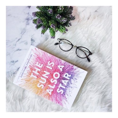 #FinishedReading : The Sun is Also A Star by @nicolayoon. Beautifully written & deeply moving love story between two immigrants intertwined with science facts. Definitely my cup of tea 🍵 Perfect for those who are looking for something light to read this weekend ✨•••#TheJackieOfAllTradesBlog #allthebooksnov #bookstagram #bookworm #bibliophile #booklovers #ilovebooks #becauseofreading #bookaholic #igreads #bookishfeature #yalit #ireadya #ilovebooks #goodreads #shotzdelight #moodygrams #weekendvibe #liveunscripted #visualcrush #theeverygirl #liveauthentic #clozetteid #amreading #bookaddict #bookphotography #greatreads #whattoread