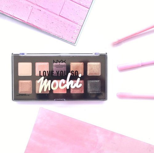 NYX Eyeshadow Palette Love You So Mochi (Sleek and Chic) swatch and review now up ob my blog 🙏🏻
Click link on bio 😘
.
.
.
#nyxcosmetics #nyxproffesionalmakeup #nyx #nyxeyeshadow #clozette #clozetteid #clozetter #makeup #eyeshadowpalette #beautyblogger #beautyenthusiast