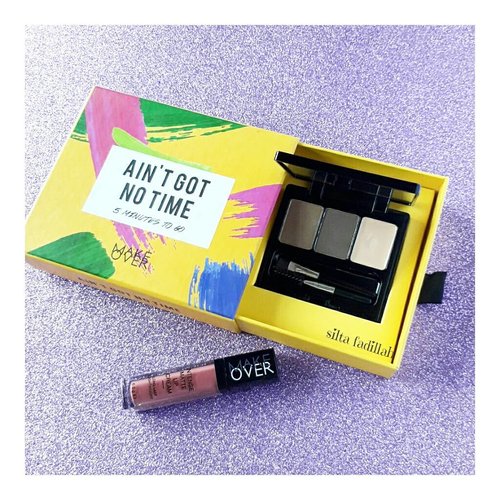 Make sure you got this limited 5 Minutes To Go With You for your speedy fabulous look. This AIN'T GOT NO TIME Kit includes Intense Matte Lip Cream in Vanity and Eyebrow Definition kit 💕🍃
•
•
#beautykit #rushourbeauty #fastmakeuplook #summerbeautykit #gift #summerinstantlook #PlgBeautyBlogger #clozetteid #beauty #palembangbeautyblogger #beautybloggerpalembang #summerbeauty #makeoverlipcream #makeoversummerkit #makeoverid #makeovereyebrow