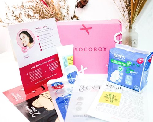 I was surprised when a Socobox came to my mail.⁣These are @sociolla best selling products of 2019 and all the products I received are targeted for normal skin type which consists of :⁣🎀 @cosrx_indonesia Blackhead Remover Mr. RX Kit⁣🎀 @mediheal_idn NMF Aquaring Ampoule Mask Ex.⁣🎀 @secretkey_idn Starting Treatment Essential Mask⁣🎀 @ariul_id 7 Days Mask - Bamboo Water⁣🎀 @cosrx_indonesia Low pH Good Morning Gel Cleanser (travel size)⁣🎀 @kotexduniacewe Pads⁣⁣I basically have tried all the sheet masks include the face cleanser and yes, you can find my reviews at SOCO ID and join me to be a part of them as well.⁣⁣Besides, you can also shop all of these at Sociolla website and not to forget to use my code “𝐒𝐁𝐍𝟕𝗪𝟏” to get IDR 50K off. So what are you waiting for ? 😉⁣⁣#SOCOID #SOCOBOXBESTOF2019 #SOCOBOX #cathyangreview