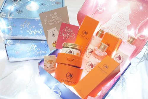 My New Year Gift from @altheakorea arrived a weeks ago with their lovely Holiday Box OMG🎁😍😍😍😍 and I have 2box more.. Should I do Unboxing again? Just stay tuned on my Youtube Channel Oiyeah... For details product on this pict will be UP on my blog at vannysariz.blogspot.co.id REALLY SOON.. Once again Congratulation for your APP Launching and you guys go download @altheakorea application is ready for Android and IOS 👏😍 THANK U ALTHEA #AltheaXmas #SBBXAltheaXmas #altheakorea #clozetteid #clozette #sbybeautyblogger #BloggerLife #Guerisson #Guerisson9complexcream