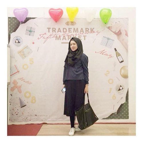 Last Afternoon Outfit attending #trademark5thanniversary #ootd #hijabdaily #hijabstyle #clozetteid #clozetteambassador #tapfordetails