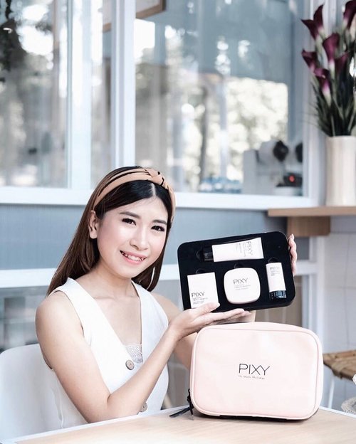 Yeay thank you @pixycosmetics for sending your latest beautiful products. Which includes foundation stick, bb cream, loose powder, and two way cake, I can't wait to try this product! 💖...#pixycosmetics #pixy #beautybloggerindo #bdgbeautyblogger #beautybloggerindonesia #bandungbeautyblogger #fujifilmxa20 #ceritacantik #tribepost #ggrep #clozetter #clozetteID#bloggermafia #influencer #tampilcantik #influencerstyle #charisceleb #indobeautygram
