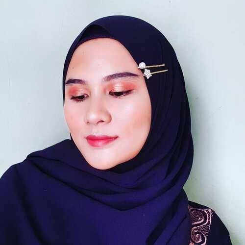 Udh liat tutorial meap ini belum ? Udh ada di post sebelumnya dan fullnya di yutub : Hesti Oktaviawati yaa, aku bahas 2 bb cream andalanku loh 😉#makeup #homakeupstory #beautyfeatid #beautyvloggerid #makeuplook #makeupaddict #beautyvloggerindonesia #indovidgram #indobeautygram #makeupenthusiast #beautytalkindo #indobeautysquad #bloggerperempuan #homakeupstory #beautyguruindonesia #indomakeupsquad #teambvid #beautychannelid #hijabersbeautybvlogger #bunnyneedsmakeup #beautybloggertangerang #beautysecretsquad #clozette #clozetteid #bantenbeautyvlogger #indobeautygram #tampilcantik #inspirationmakeupwr @inspirationmakeup_wr @tampilcantik @indobeautygram @indobeautygram @bvlogger.id @beautytalk_indo @beautilosophy @inspirasimakeup.id @beautyguruindonesia @indobeauty_squad @teambvloggerid @beautychannelid @indomakeup_squad @beautyvlogger.id @bantenbeautyvlogger @bunnyneedsmakeup @bloggerperempuan @beautysecretsquad @beautyblogger.tangerang @beautyfeat.id