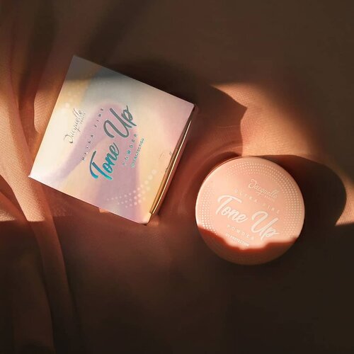 Review @jacquelle_official Tone Up powder shade Delight udah up di khhrnisa.com ! Baca yak✨#Clozetteid #makeupuccinoxjacquelle #bandungbeautyblogger