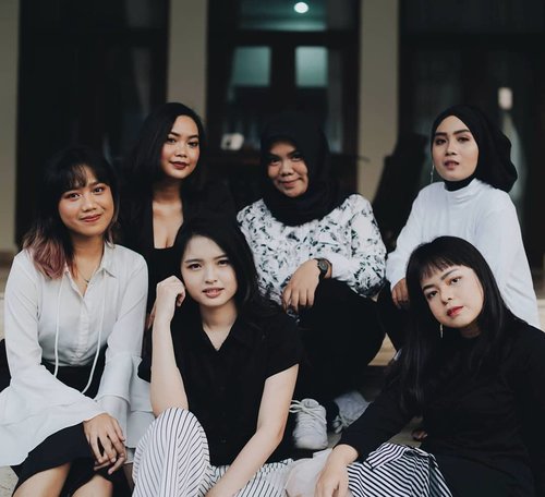 March 11, 2019Oops sorry.There's no space left 💁.#macheriebeautycation #clozette #clozetteID #beautiesquad #setterspace #beautybloggerindonesia #beautybloggerid #bloggerceriaid #bloggerceria #kbbvmember #bloggermafia #beautynesiamemberblogger #charisceleb #beautygoersid #bloggerperempuan #sociollabloggernetwork #vsco #vscocam