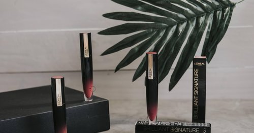 [REVIEW + SWATCHES] L'Oreal Paris Brilliant Signature Glossy Lip Stain All Shades