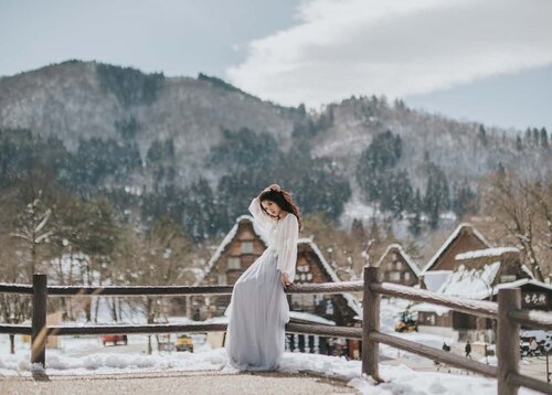 Feb 16, 2020The winter breeze is blowing into my hair and the soft touch reminds me of you.📷 : @pauluskevin 👗 : @rent.sencillo.#clozette #clozetteID #beautiesquad #setterspace #beautybloggerindonesia #beautybloggerid #bloggerceriaid #bloggerceria  #bloggermafia #beautynesiamemberblogger #charisceleb #beautygoersid #bloggerperempuan #sociollabloggernetwork #vsco #vscocam #shirakawago #japan #ootd