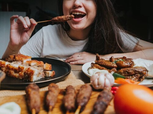 Aug 6, 2020
Jangan lupa makan malem ya
.
Seneng banget nyobain makanan non halal enak dari @dapuramahnyonyo 😂
Reviewnya ada di blogku ya #sprinkleofraindotcom, kapan lagi ya kan review makanan. Sate b2nya enak !
.
#food #foodporn #foodphotography #clozetteID #clozette #beautiesquad #setterspace #beautybloggerindonesia #beautybloggerid #bloggerceriaid #bloggerceria  #bloggermafia #beautynesiamemberblogger #charisceleb #beautygoersid #bloggerperempuan #cchannel #cchannelfellas #sociollabloggernetwork #vsco #vscocam #pork